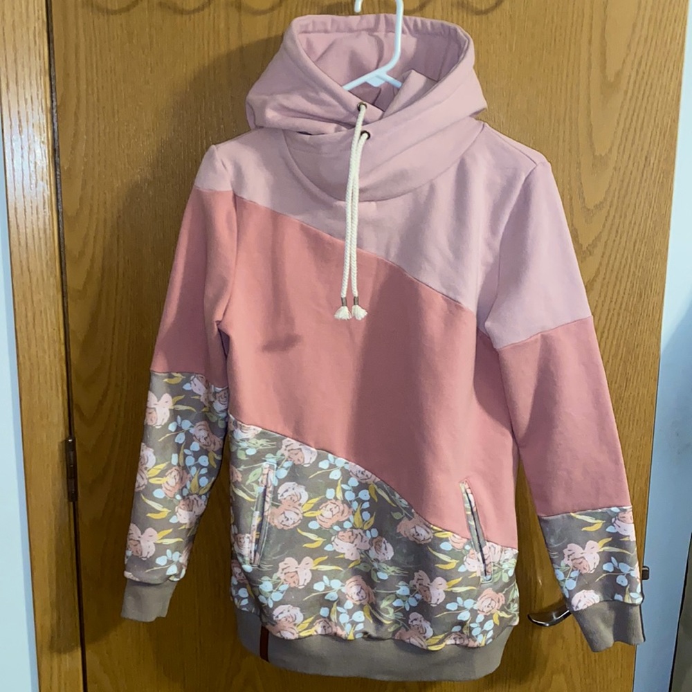 Sweatshirt/Hoodie